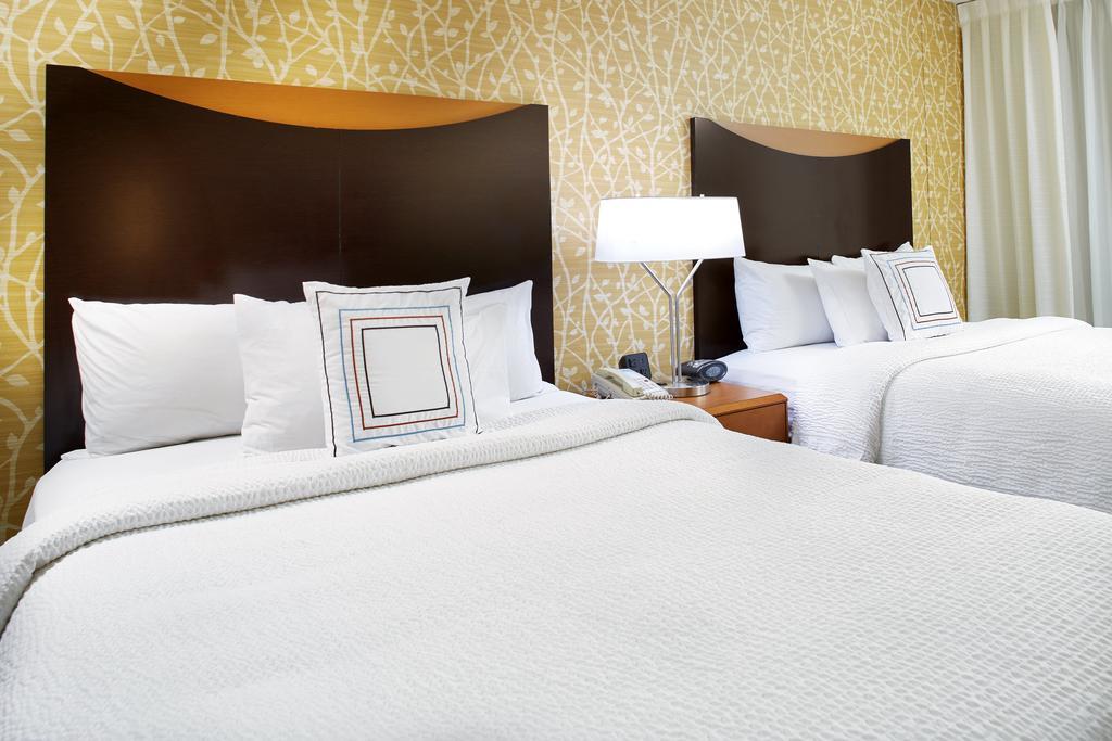 Fairfield Inn & Suites By Marriott Cleveland Бичвуд Экстерьер фото